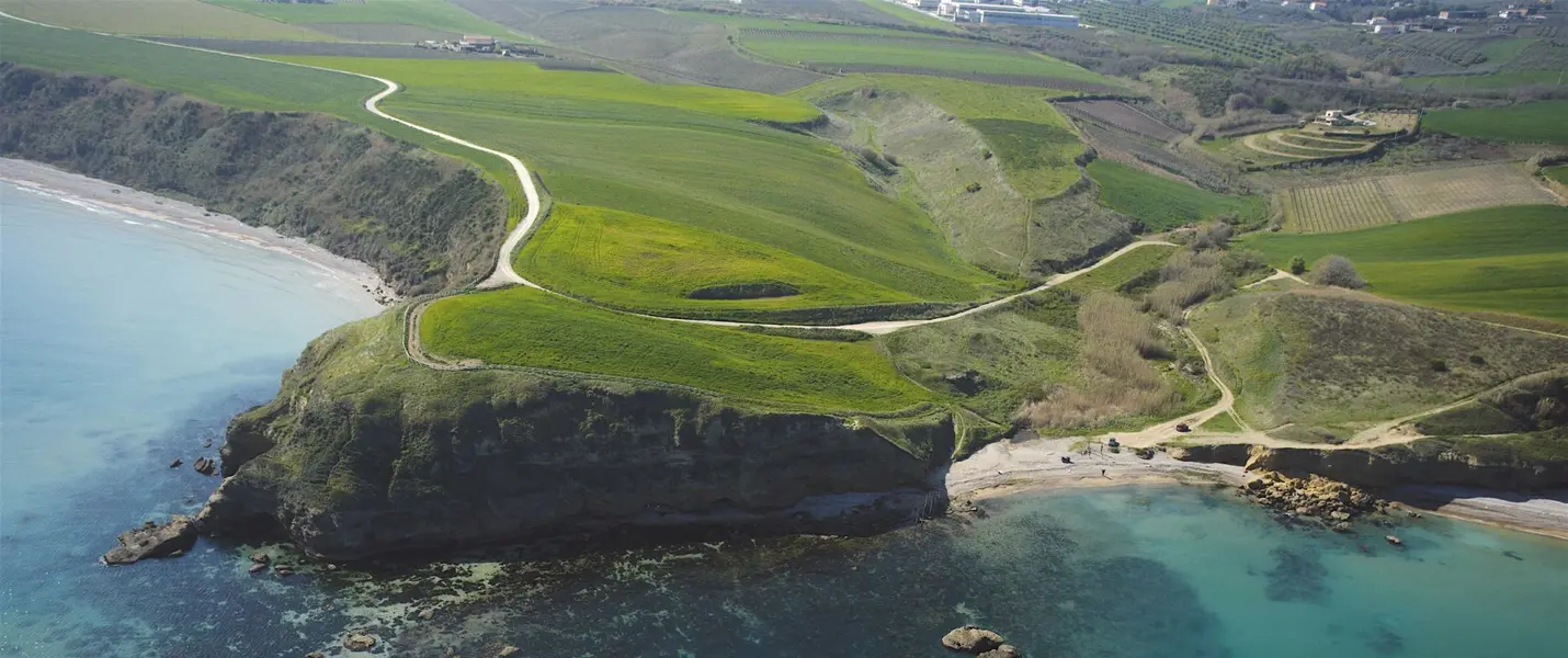 LE ISOLE TREMITI, PUNTA  ADERCI E I TRABOCCHI