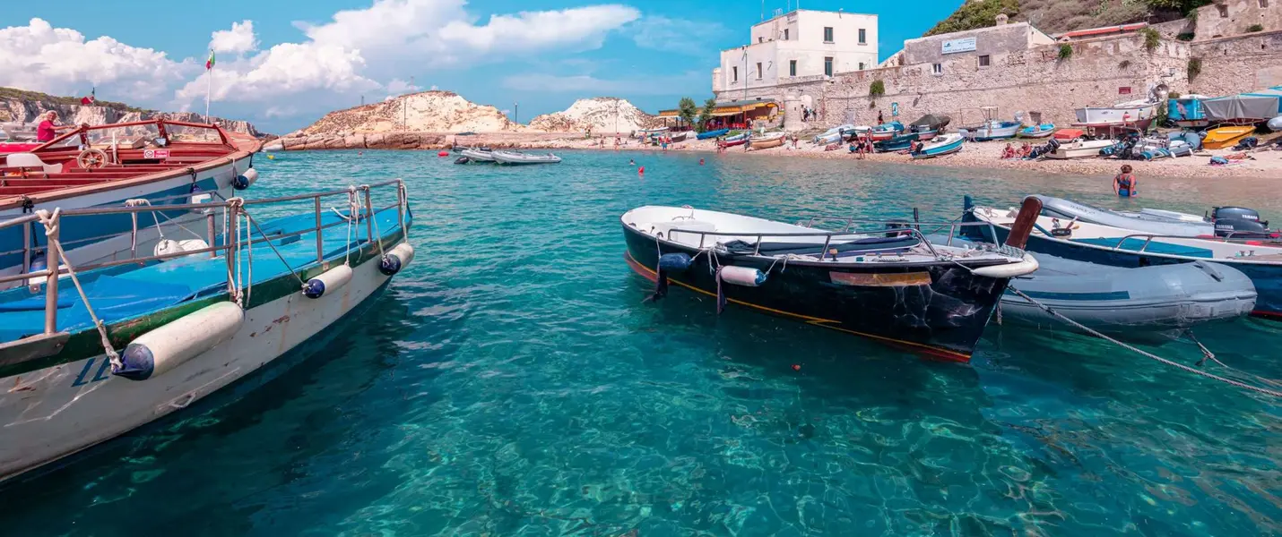 LE ISOLE TREMITI, PUNTA  ADERCI E I TRABOCCHI