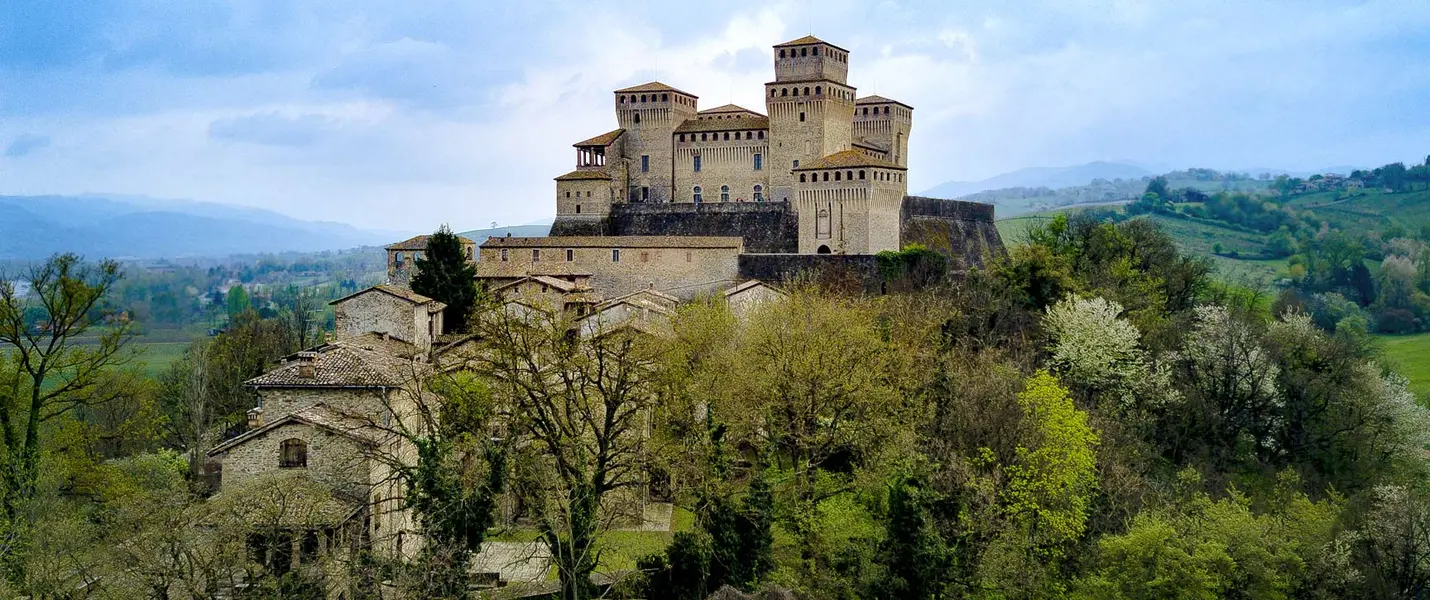 TORRECHIARA E PARMA