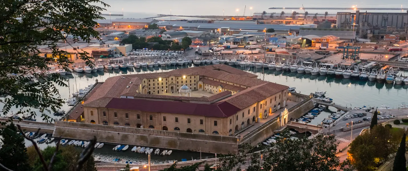 FESTA DELLA  DONNA  AD ANCONA E NUMANA