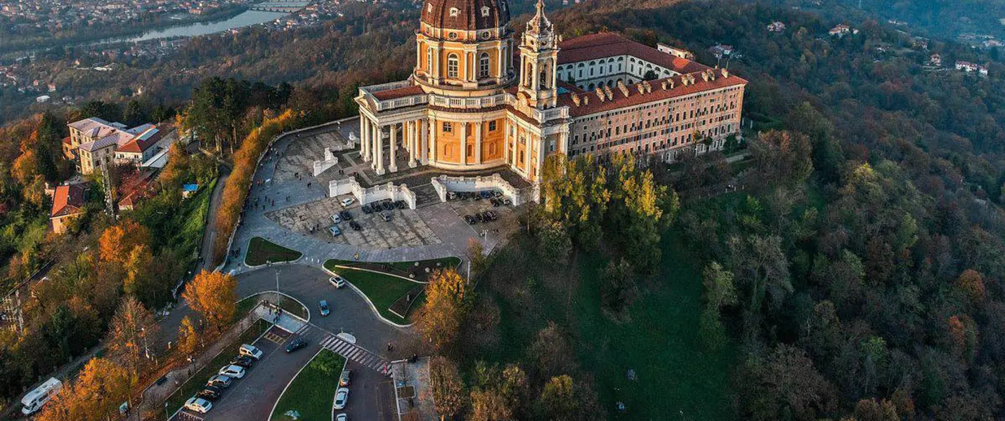 VENARIA, STUPINIGI E SACRA SAN MICHELE