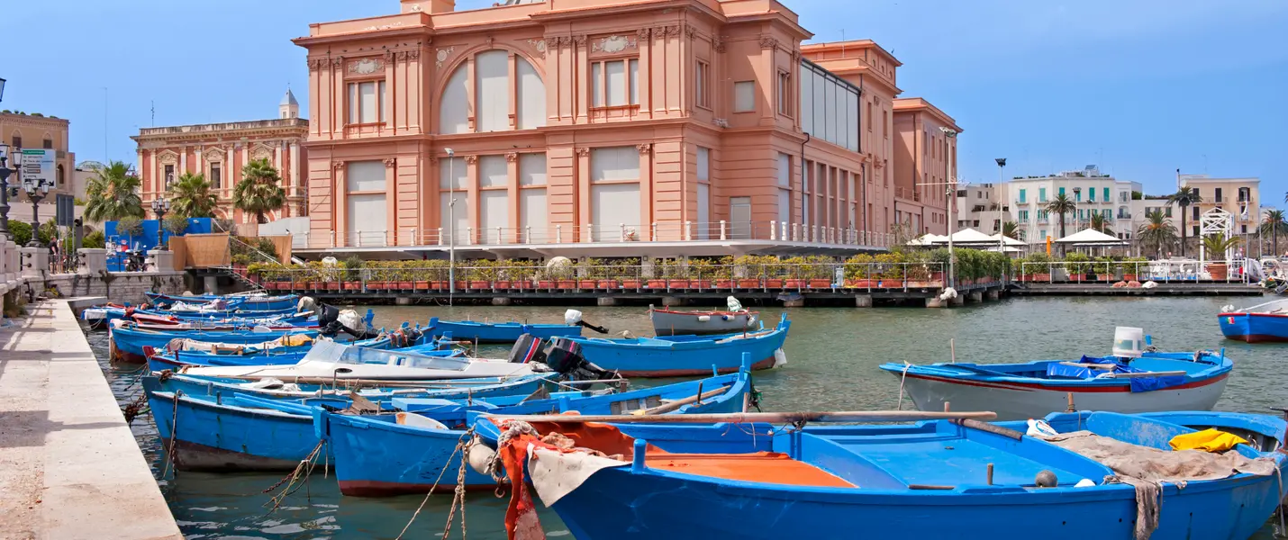 BARI, ANDRIA E TRANI: TRA CHIESE ROMANICHE E CASTELLI SVEVI