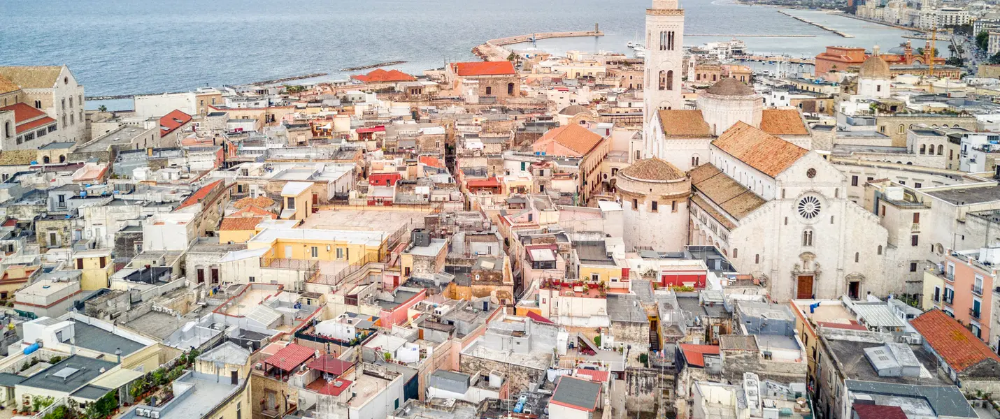 BARI, ANDRIA E TRANI: TRA CHIESE ROMANICHE E CASTELLI SVEVI