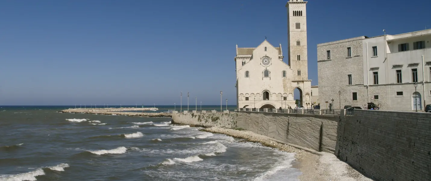 BARI, ANDRIA E TRANI: TRA CHIESE ROMANICHE E CASTELLI SVEVI