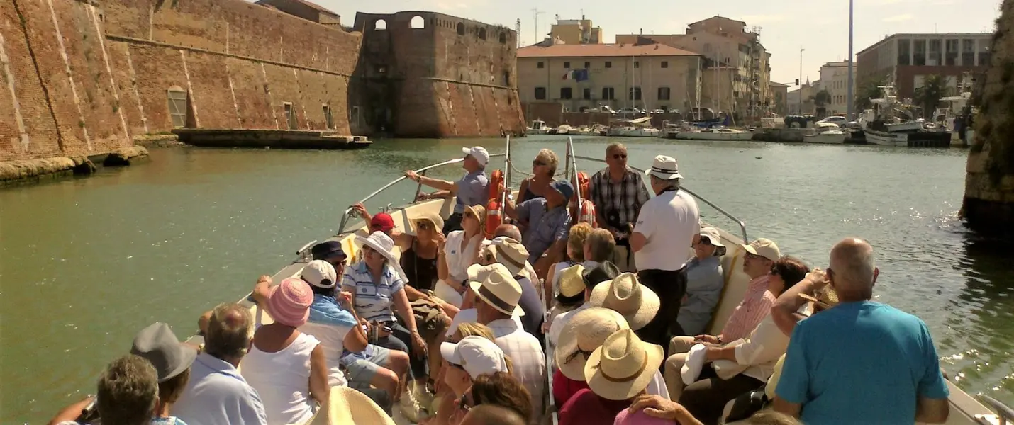 LIVORNO: LE FORTEZZE, I FOSSI E LA TERRAZZA