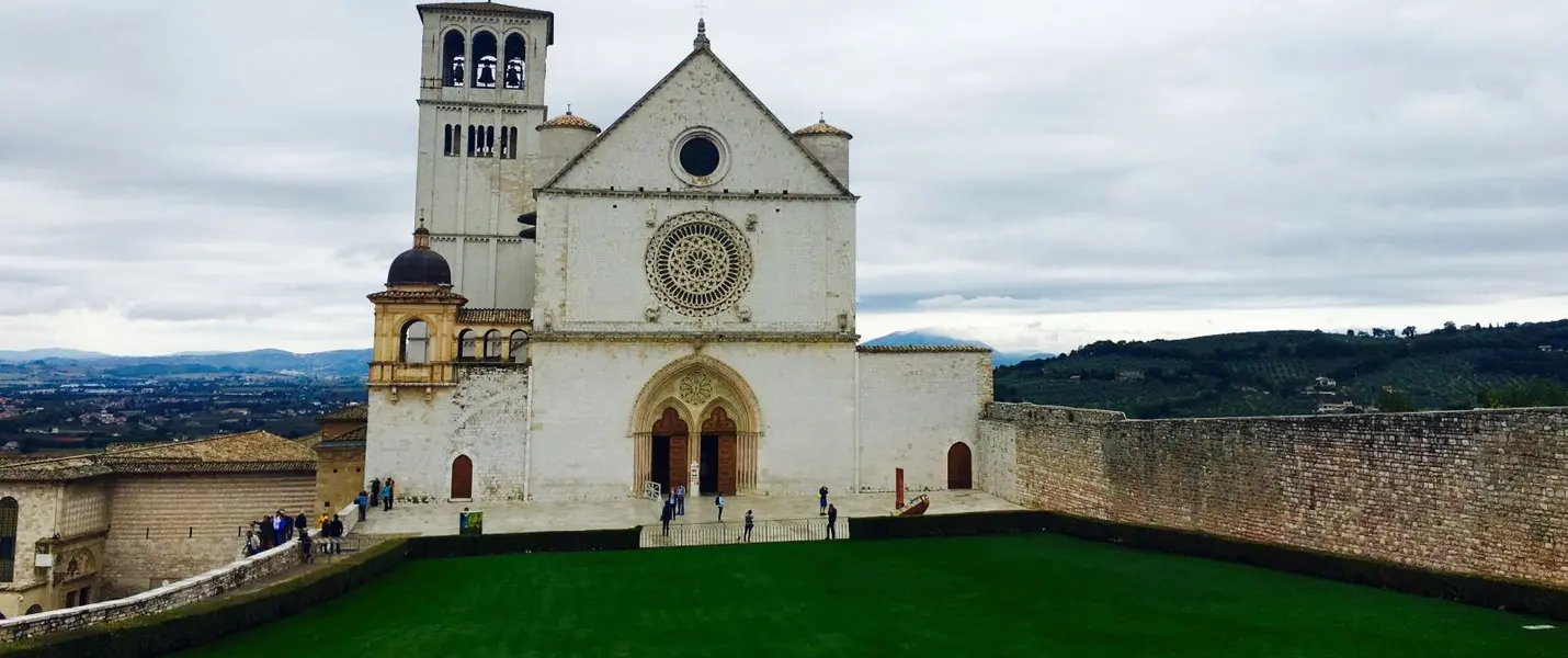 GIOTTO E LA BASILICA DI ASSISI